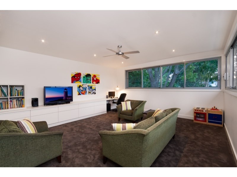 27 Fromelles Avenue, Seaforth NSW 2092