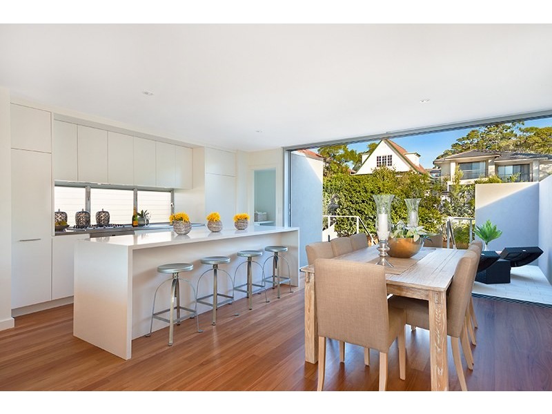 2/141 Griffiths Street, Balgowlah NSW 2093