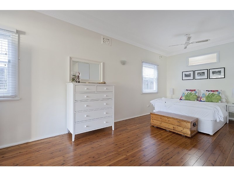 22 Woodbine Street, North Balgowlah NSW 2093