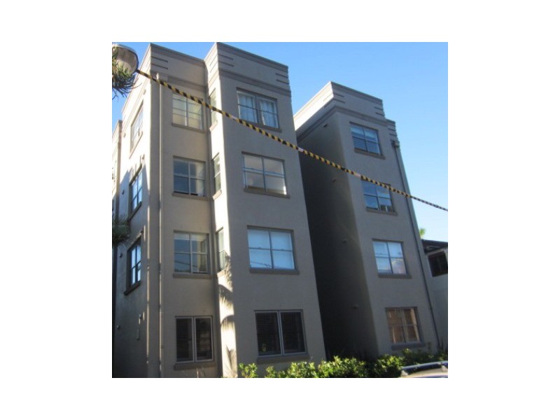 8/28 Victoria Parade, Manly NSW 2095