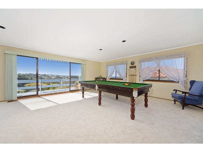 32 Peacock Street, Seaforth NSW 2092