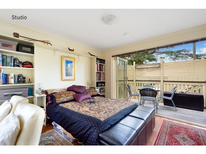 12 Parkview Road, Fairlight NSW 2094