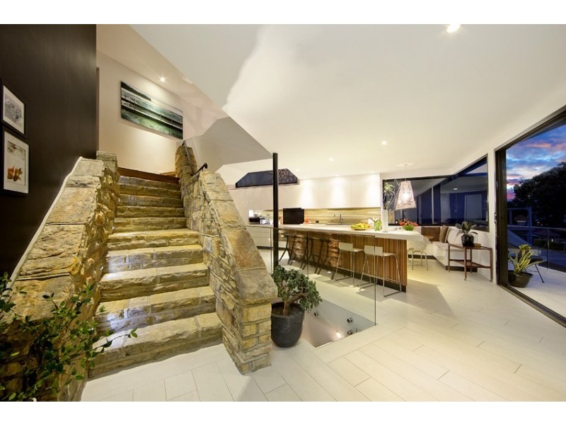 24 Makim Street, North Curl Curl NSW 2099