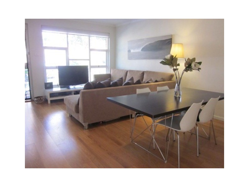 Unit 5/10 Moore Road, Freshwater NSW 2096