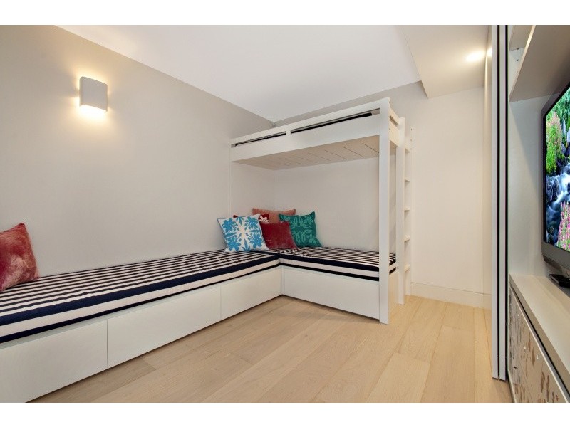 5 Peronne Avenue, Clontarf NSW 2093