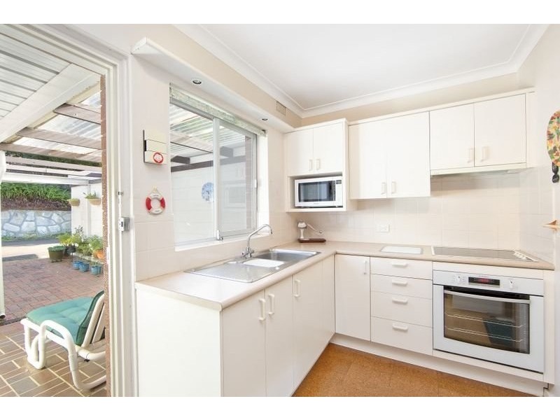 Unit 9/82 Soldiers Avenue, Freshwater NSW 2096