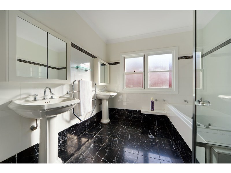 30 La Perouse Street, Fairlight NSW 2094