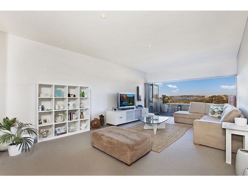 6 Bellevue Parade, North Curl Curl NSW 2099