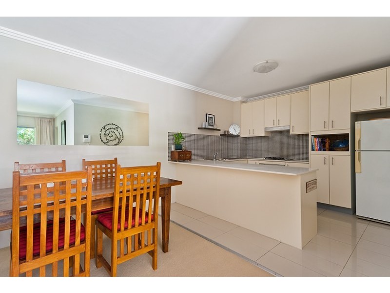 2/99 Alfred Street, Narraweena NSW 2099