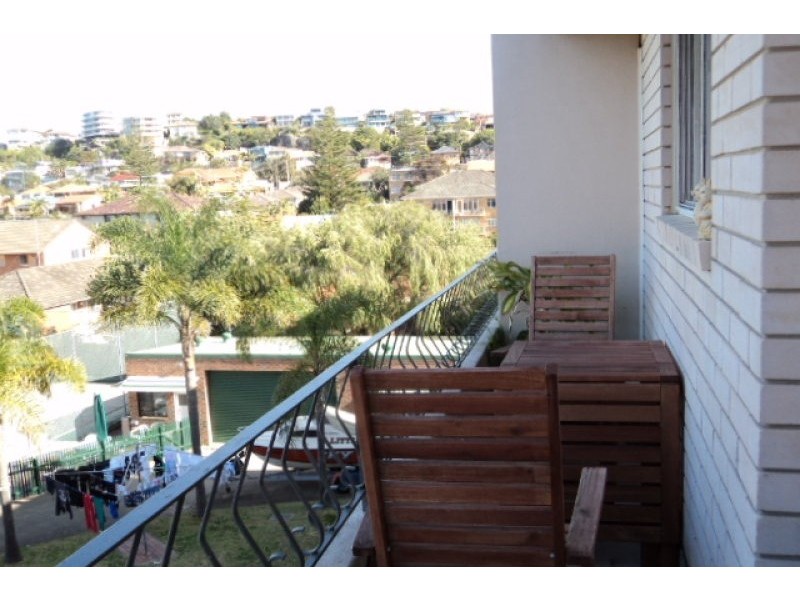 Unit 4/15 Oceanview Road, Freshwater NSW 2096