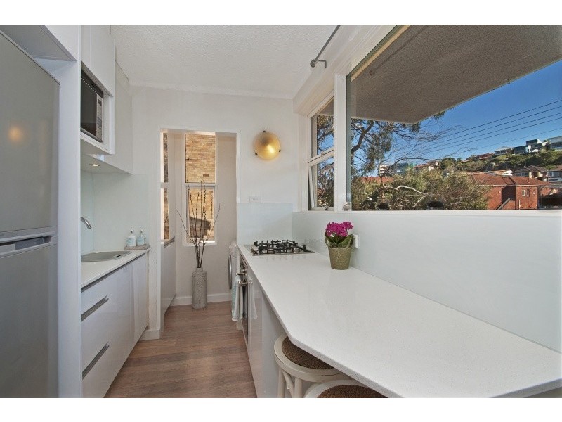 Unit 3/16 Moore Road, Freshwater NSW 2096