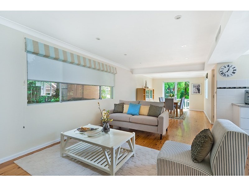 15 Phillip Avenue, Seaforth NSW 2092