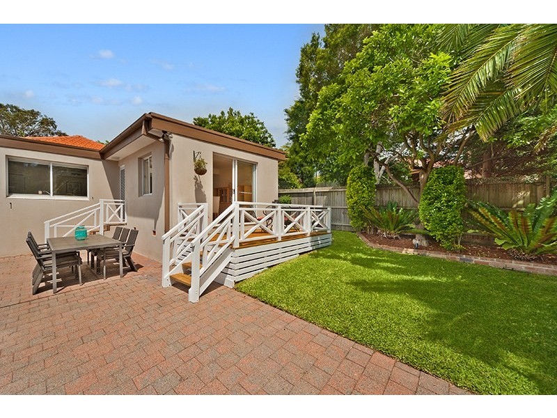 15 Phillip Avenue, Seaforth NSW 2092