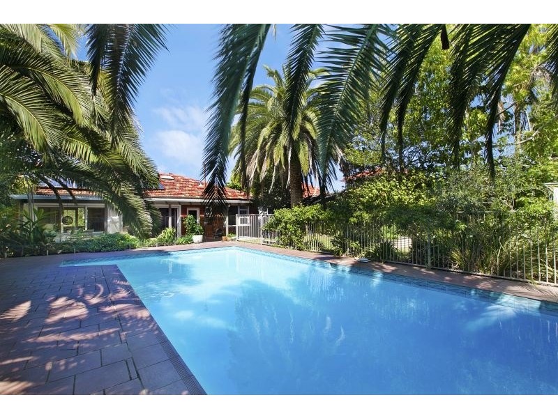 27 Frenchs Forest Road, Seaforth NSW 2092