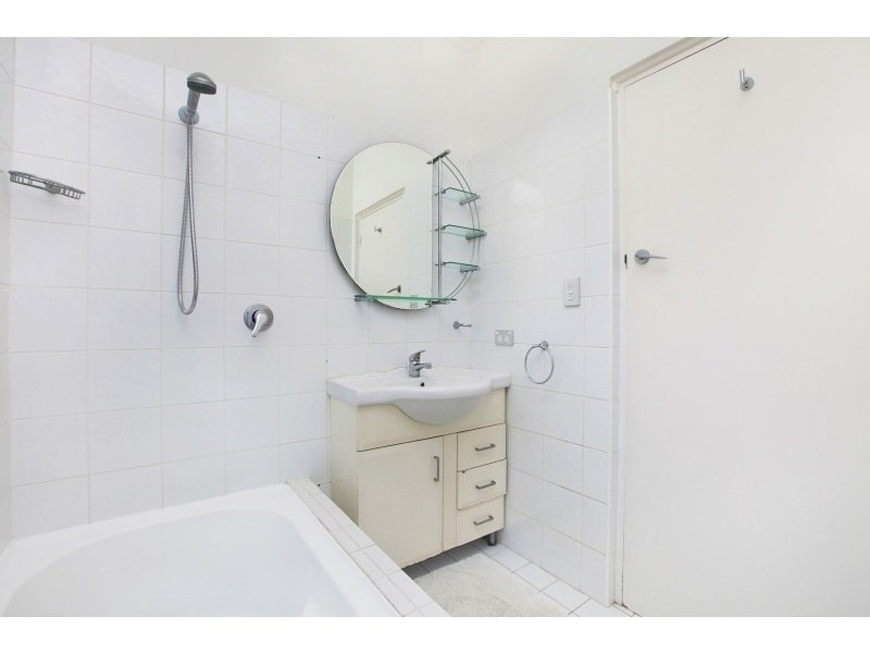 27 Frenchs Forest Road, Seaforth NSW 2092