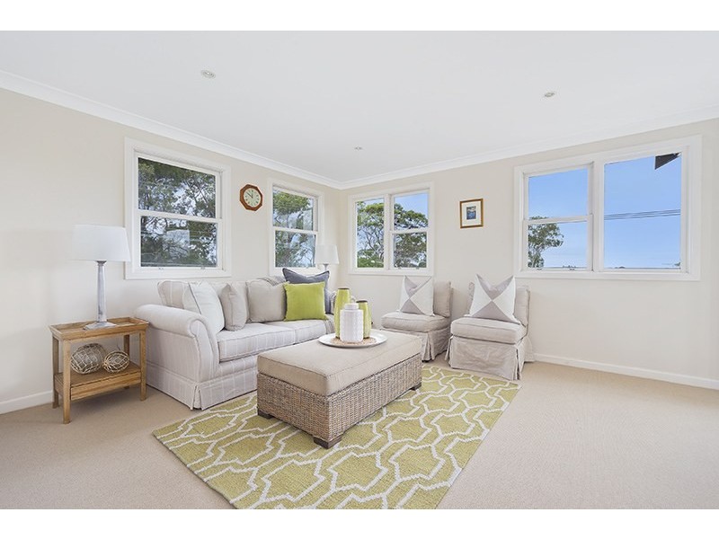 141 Upper Clontarf Street, Seaforth NSW 2092