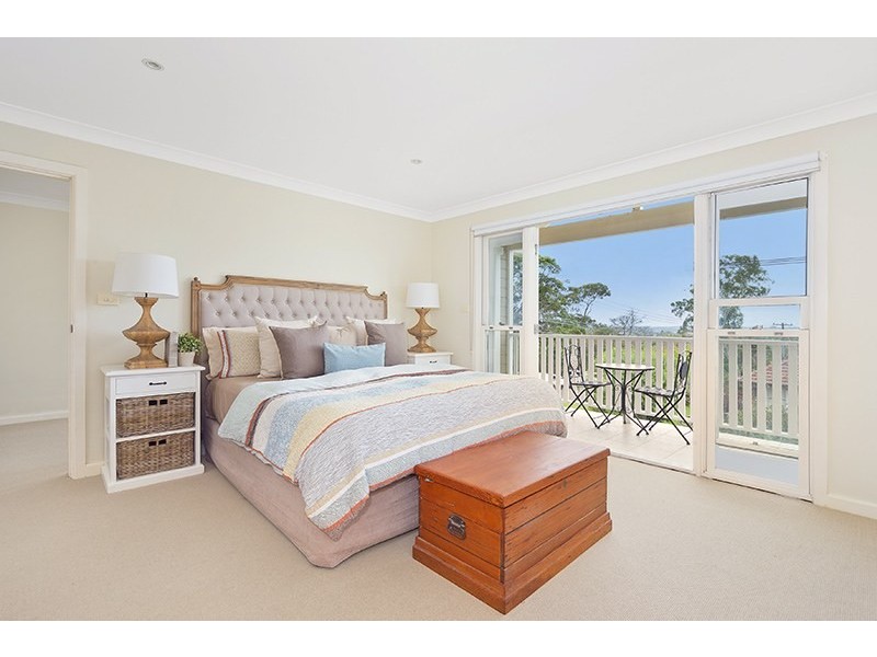 141 Upper Clontarf Street, Seaforth NSW 2092