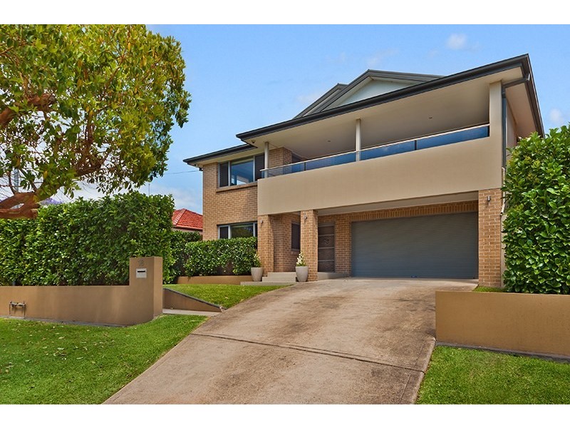 18 Whaddon Avenue, Dee Why NSW 2099