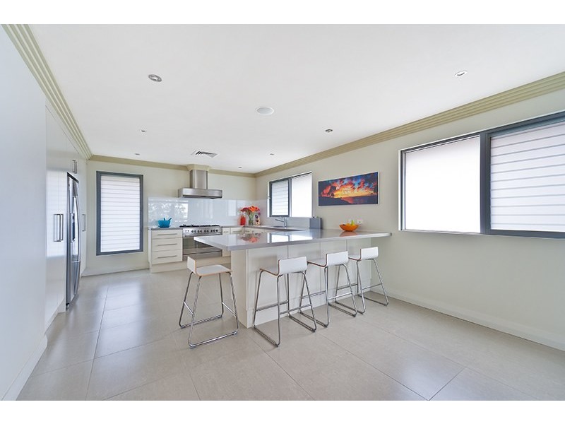 18 Whaddon Avenue, Dee Why NSW 2099