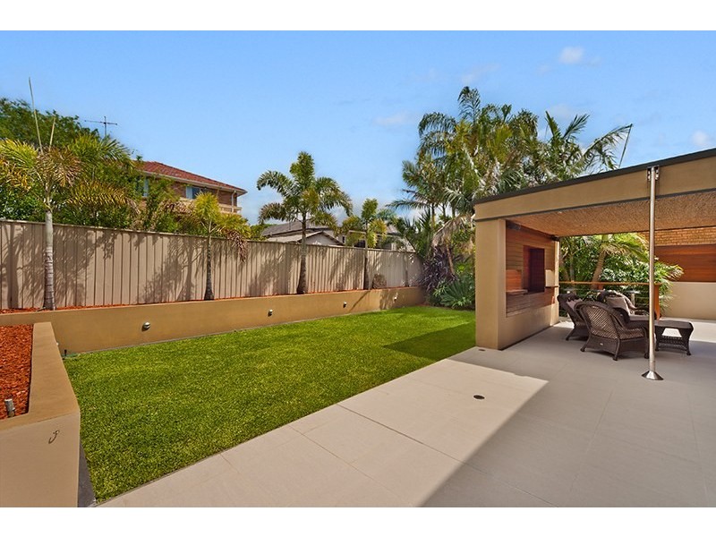 18 Whaddon Avenue, Dee Why NSW 2099