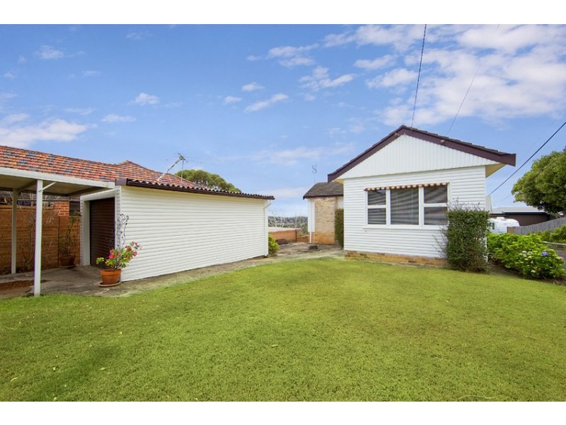 13 Horning Parade, Manly Vale NSW 2093