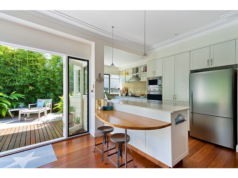 8 Hubert Street, Freshwater NSW 2096