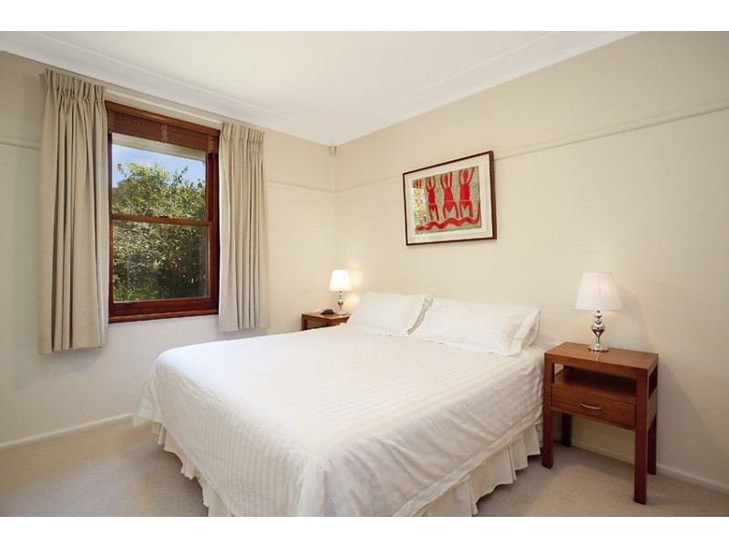 2 Kamiri Street, Seaforth NSW 2092