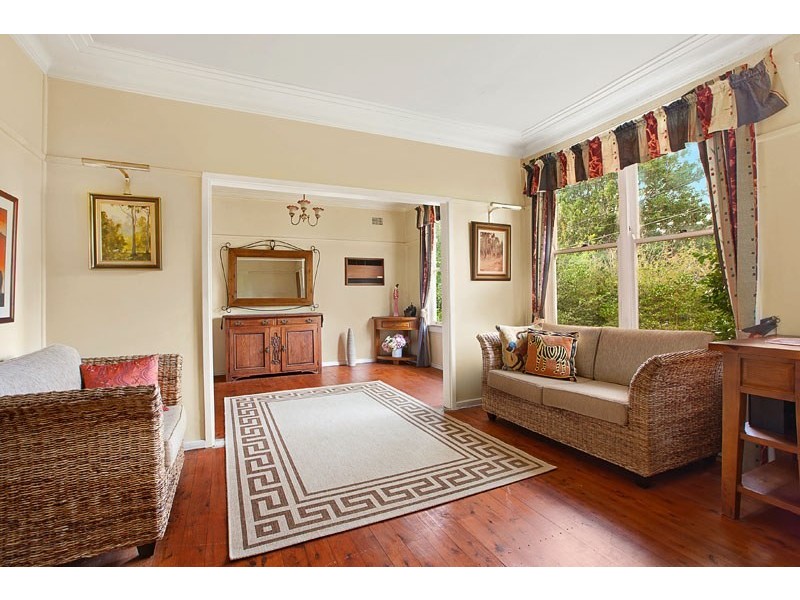 26 Karingal Crescent, Frenchs Forest NSW 2086