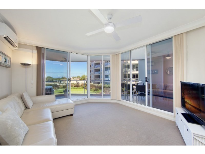 213/910 Pittwater Road, Dee Why NSW 2099