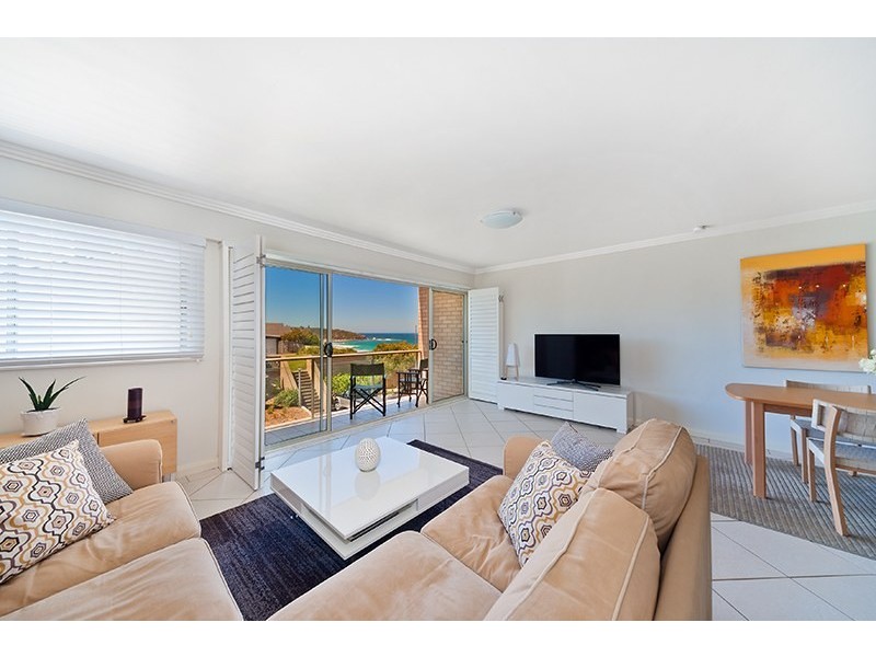 21/2-4 Beach Street, Curl Curl NSW 2096