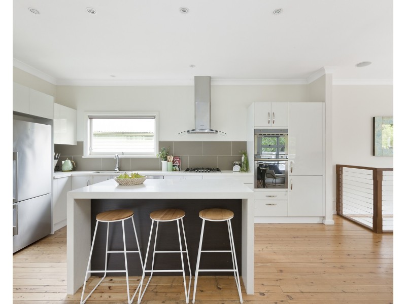 39 Palomar Parade, Freshwater NSW 2096