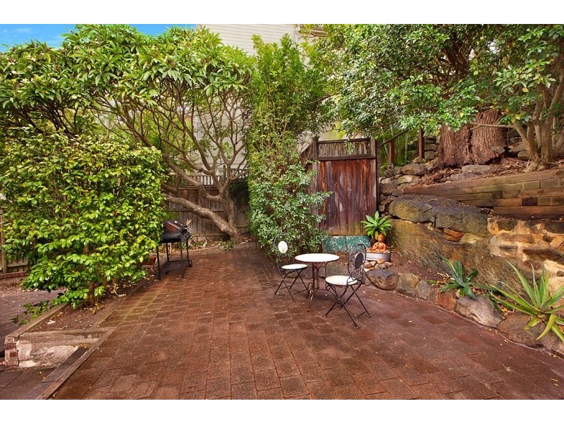 2/27 Griffiths Street, Fairlight NSW 2094