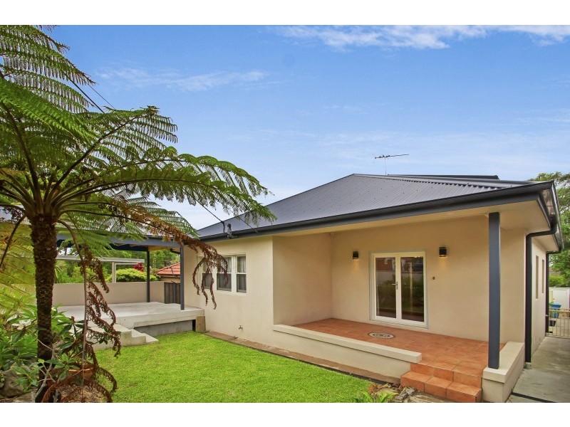 9 Pineview Avenue, Manly Vale NSW 2093