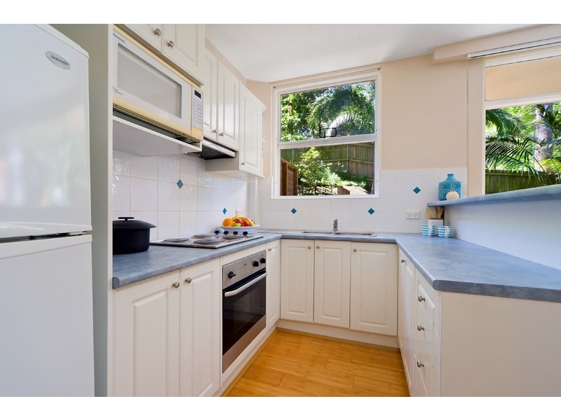 2/21 Redman Road, Dee Why NSW 2099