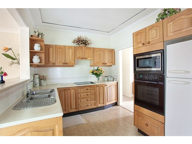 33 Wakehurst Parkway, Seaforth NSW 2092