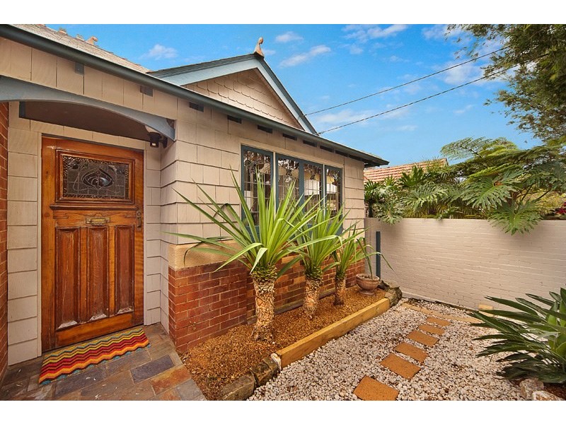 25 Thornton Street, Fairlight NSW 2094