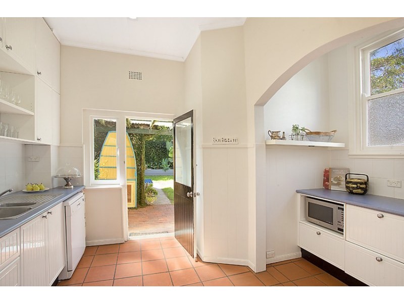 8 Fairlight Street, Manly NSW 2095