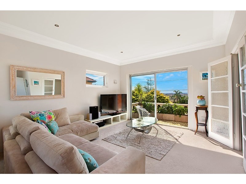 2/17 McDonald Street, Freshwater NSW 2096