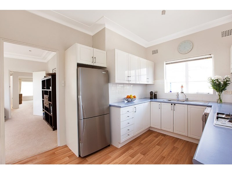 2/17 McDonald Street, Freshwater NSW 2096