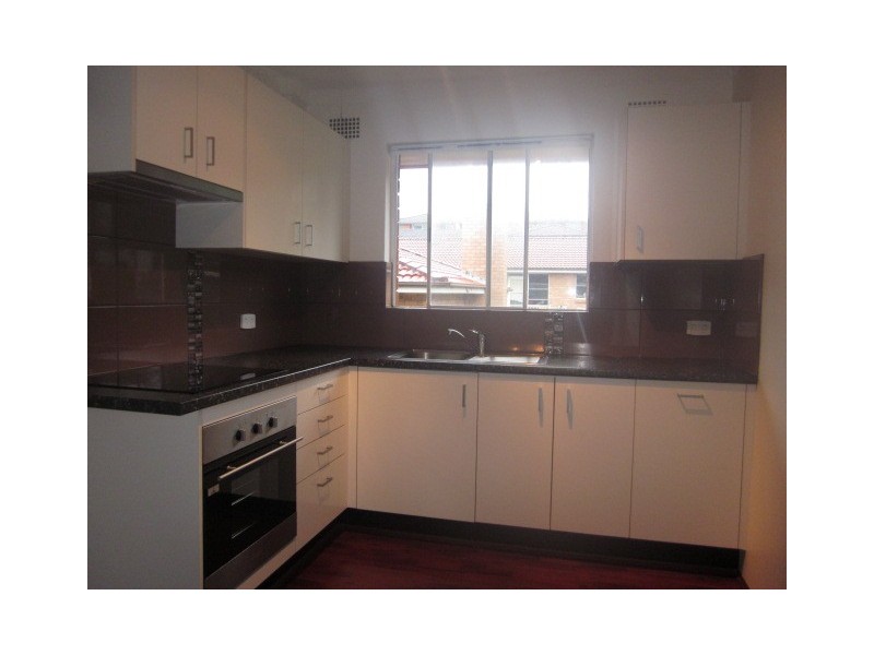 8/3 Wheeler Parade, Dee Why NSW 2099