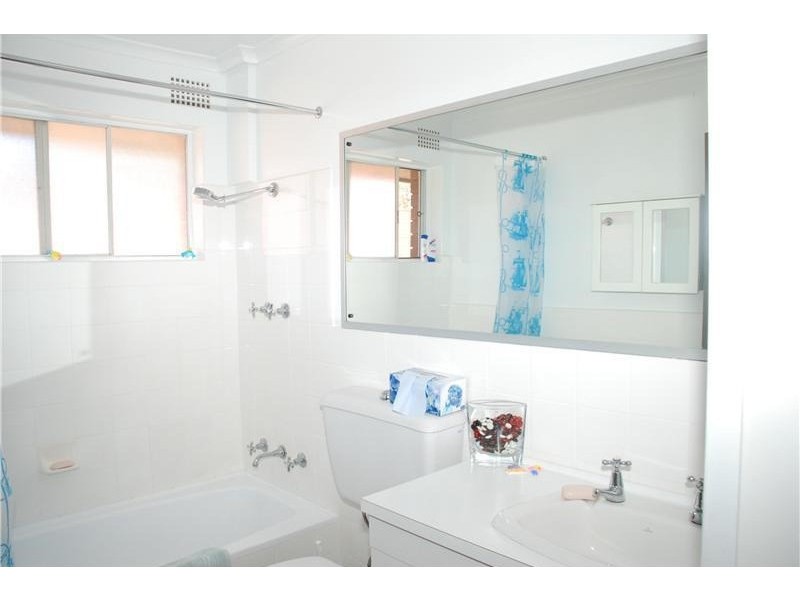 8/3 Wheeler Parade, Dee Why NSW 2099