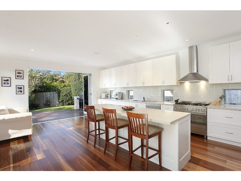 6 Koobilya Street, Seaforth NSW 2092