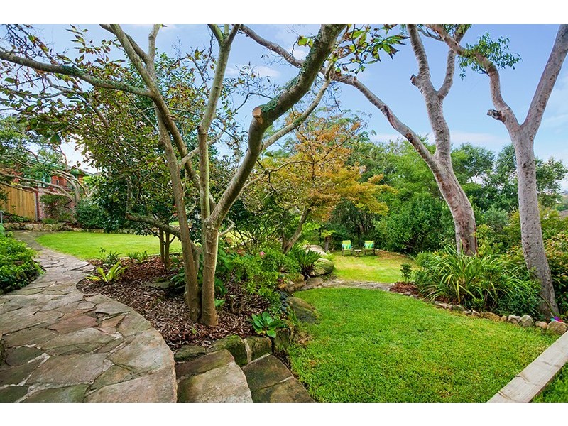 9 Harvey Street, Seaforth NSW 2092