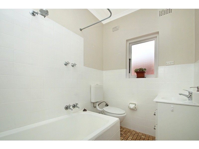 4/2 Cameron Avenue, Manly NSW 2095