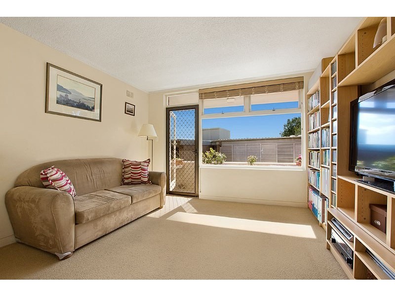 10/2 Campbell Parade, Manly Vale NSW 2093