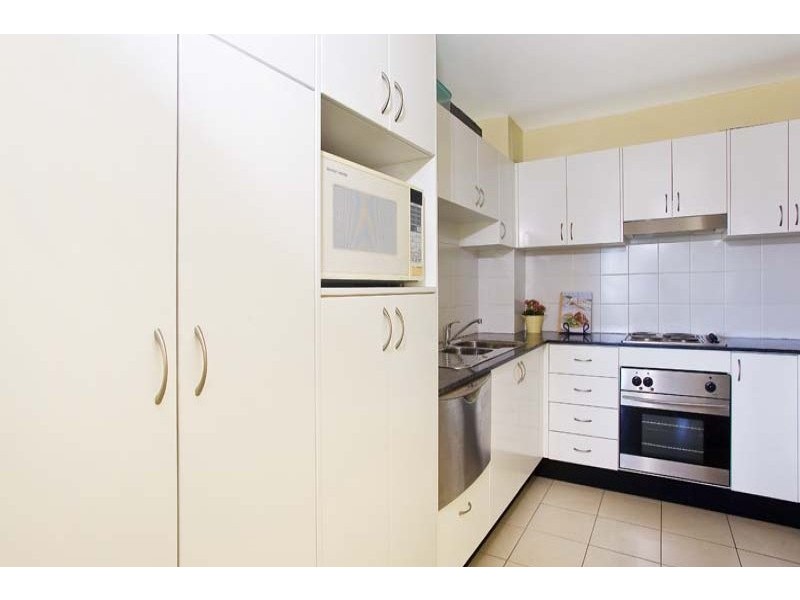 2/295 Condamine Street, Manly Vale NSW 2093