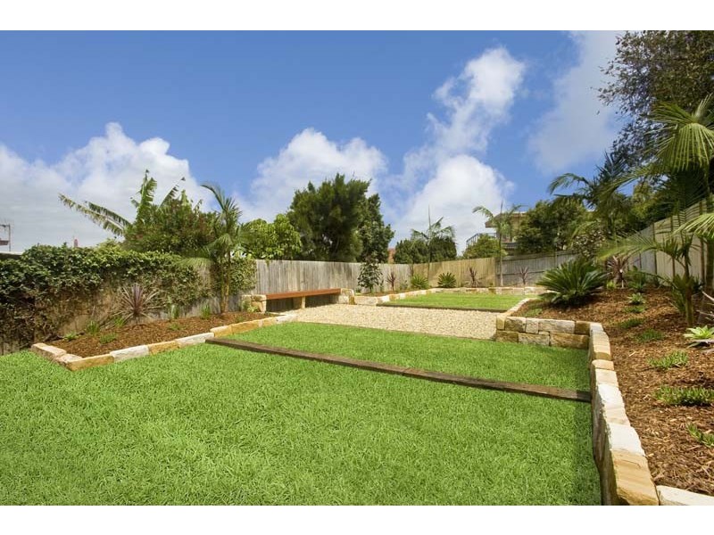 48 Griffin Road, North Curl Curl NSW 2099