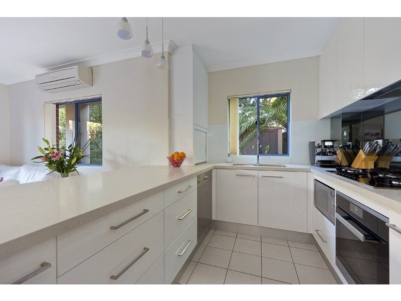 4/53-55 Campbell Parade, Manly Vale NSW 2093