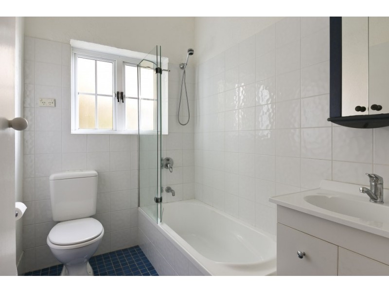 2/15 George Street, Manly NSW 2095