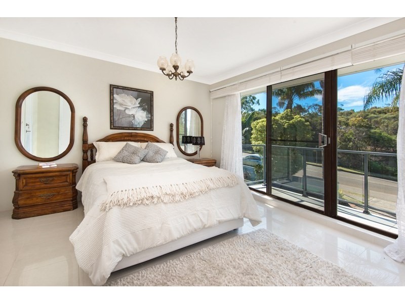 23 Allambie Road, Allambie Heights NSW 2100